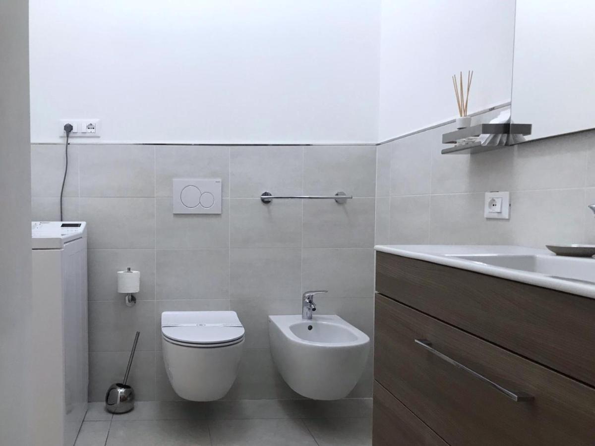Emily Apartment Como Ngoại thất bức ảnh